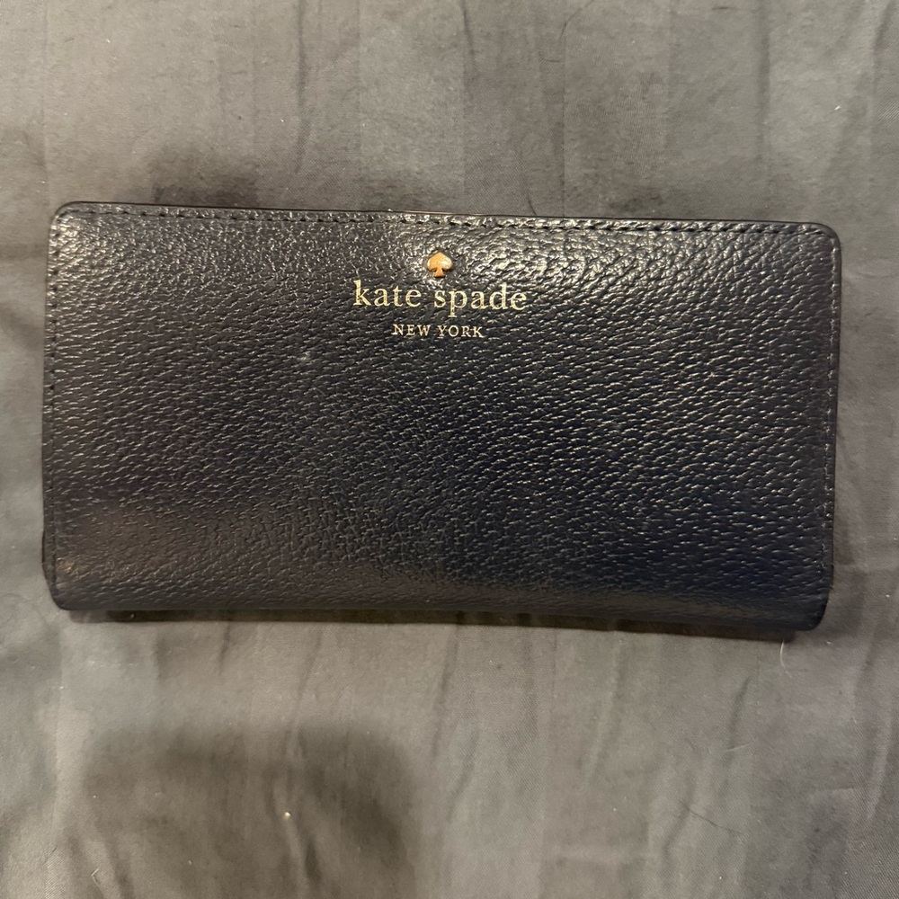 Kate Spade Navy Leather full wallet